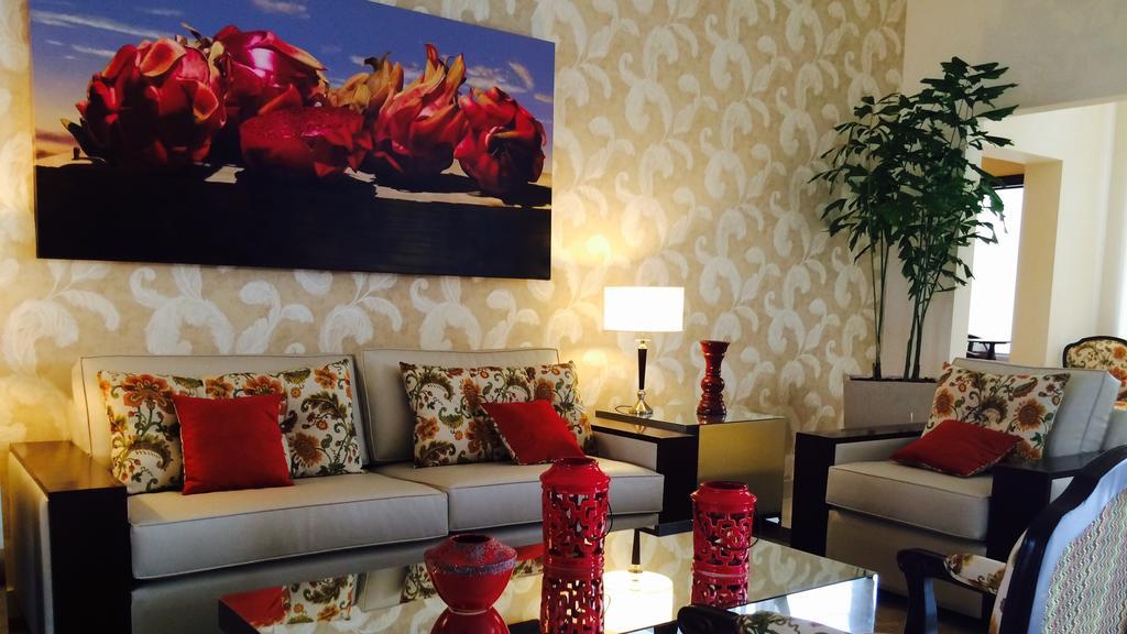 Carnaval Hotel Casino Encarnación Екстериор снимка A staged home for sale