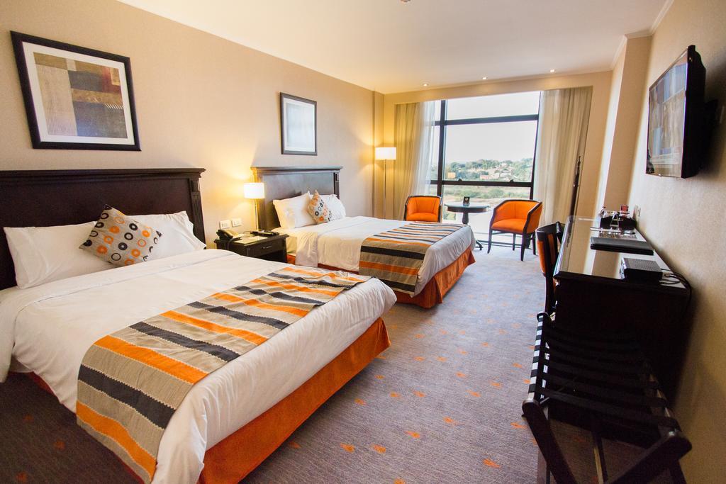 Carnaval Hotel Casino Encarnación Екстериор снимка