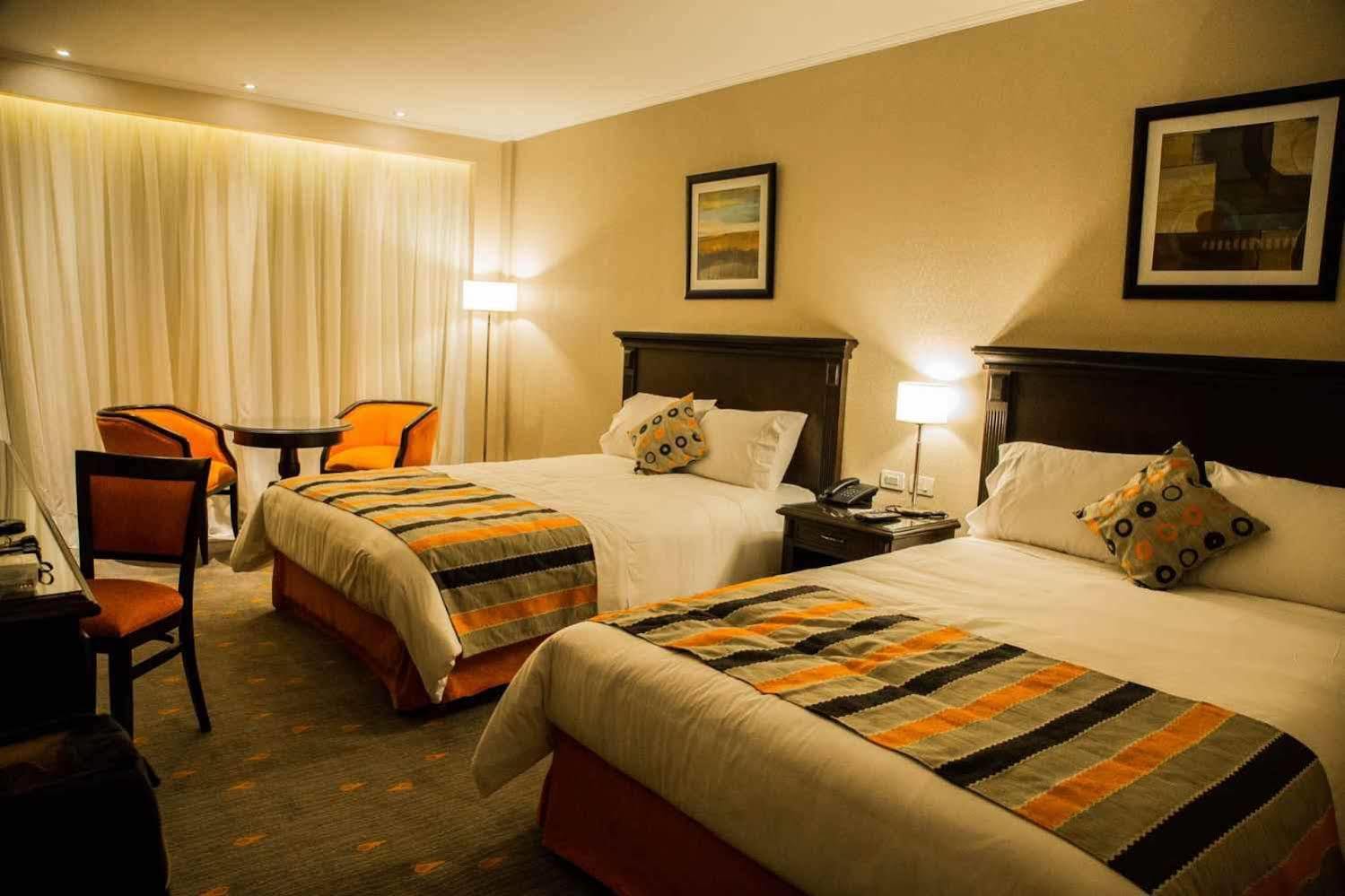 Carnaval Hotel Casino Encarnación Екстериор снимка A room at the hotel